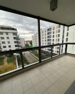 Komfortowe 2 pokoje z dużą loggią, komórka, garaż