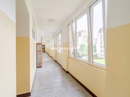 2-pokojowe mieszkanie z oddzielną kuchnią,balkon