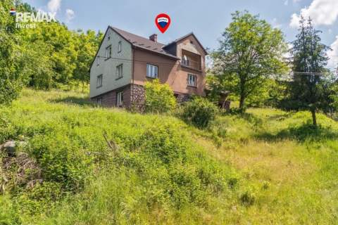 Dom w Tresnej z dużą działką 6 421 m