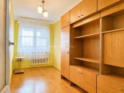 Pełen rozkład / loggia / winda / parking / tramwaj