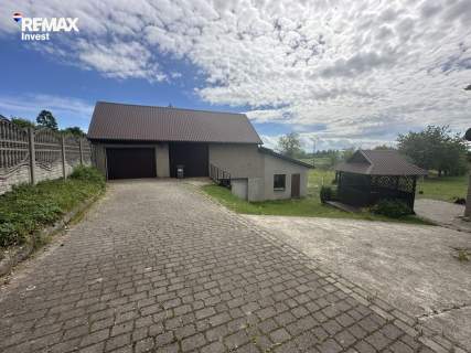 Duży dom i duża działka przy DW780 pierwsza linia