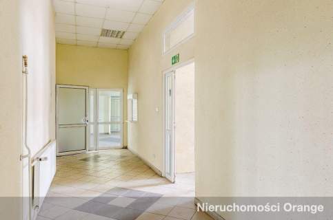 Nieruchomość na cele usługowo-mieszkalne przy DK 51