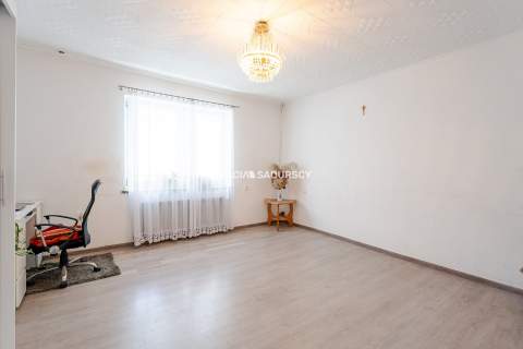 Dom z dużą działką budowlaną. Rzozów 87 arów.