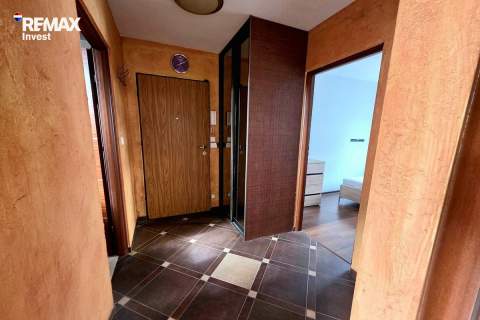 Komfortowe 3 pokoje z garażem Barona