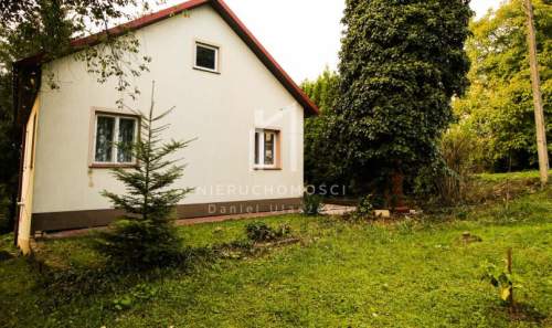 DOM 110M2- KROSNO-UL WIEJSKA- DZIAŁKA 8.20 AR