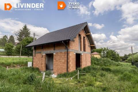 Dom wolnostojący 80 m działka 425 tys