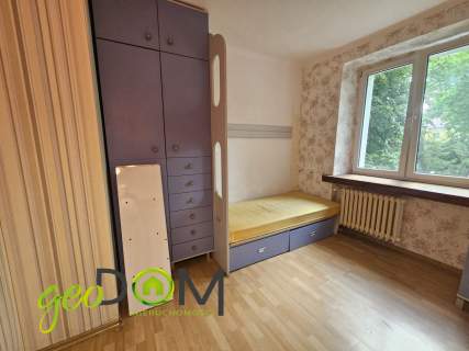 2 pokoje w bloku z cegły, I piętr, blisko centrum