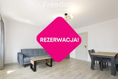 Atrakcyjne mieszkanie na drugim piętrze z balkonem