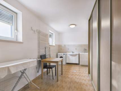 WILLA 310m na 2,5 HA RZEKA, OGRÓD. NISKIE KOSZTY