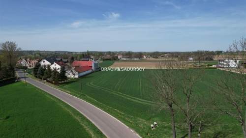 Działka budowlano-usługowa Wezerów, Słomniki