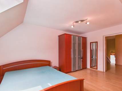 Dom wolnostojący 545 m2 Nowy Targ, os. Gazdy 12D