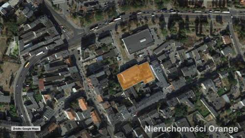 Budynek biurowy w centrum z parkingiem