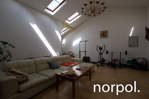 Przestronny apartament z wysokim sufitem, Stare Miasto, Kraków