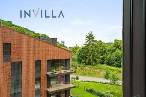 Apartament z widokiem na las