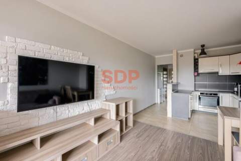 2-stronne mieszkanie, zamykanym garaż, duży balkon