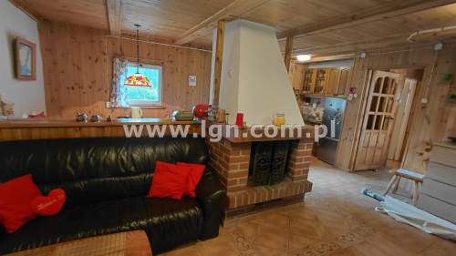 dom letniskowy Krasne, salon, 3sypialnie, kominek