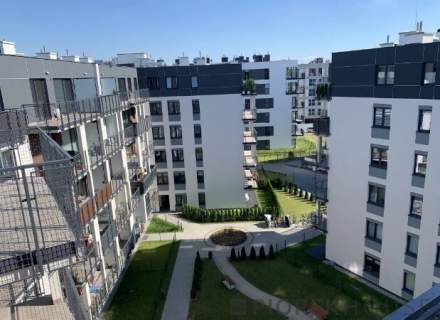 3-pokojowe mieszkanie w Wawrze