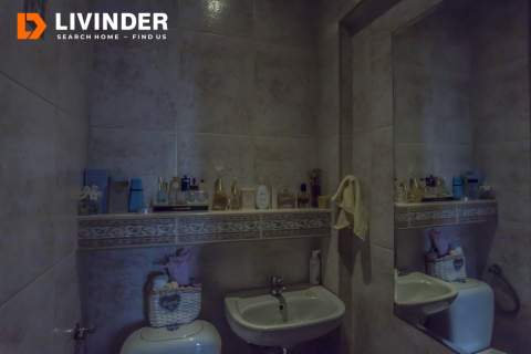 58,5 m 3 pokoje balkon garaż
