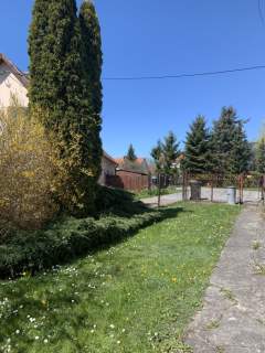 Dom w centrum Jezioran duży potencjał inwestycyj