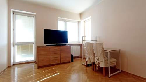 Kawalerka z balkonem parking, 32m2- Odkryta 46A