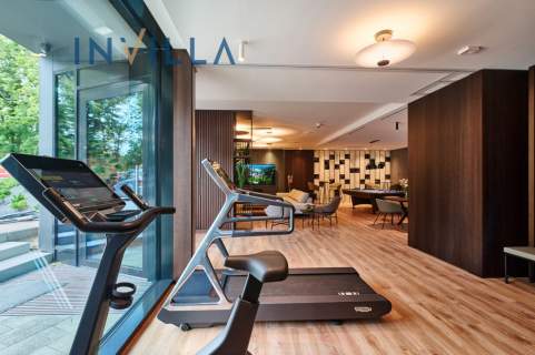 Apartament z widokiem na las