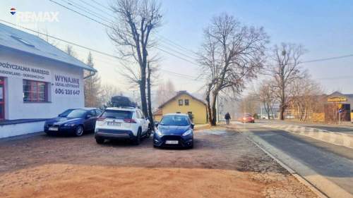 Doskonała Lokalizacja, Świetna Widoczność