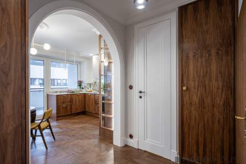 PIĘKNY, NOWY apartament w odnowionym budynku