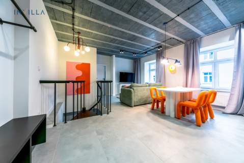 Loft w kamienicy Soho Factory 2 poziomy 4 pokoje