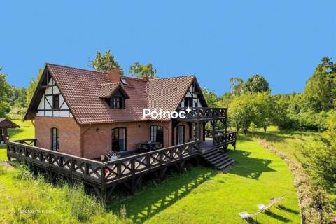 Wyjątkowy dom z widokiem na zieloną dolinę