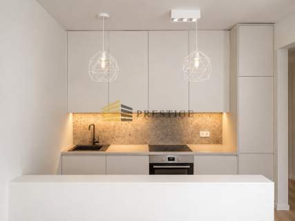 Komfortowy 3-pokojowy Apartament - Woronicza