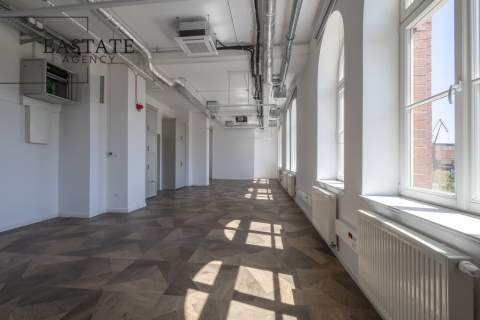 Lokal biurowy 99 m2, wysoki standard, centrum