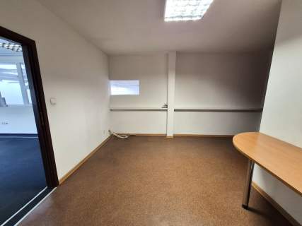 MAGAZYN 1000 m2 na ul. Św TERESY