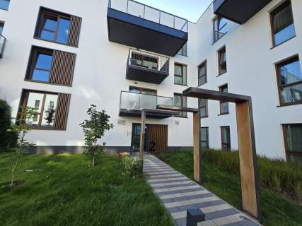 2 POKOJE /45m2 z DUŻYM TARASEM 13m2 / GARAŻ/ KOMÓRKA 4,5m2