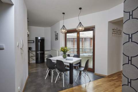 APARTAMENT Z PANORAMĄ NA MIASTO - MIODOWA