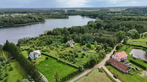 DZIAŁKA Z WŁASNĄ LINIĄ BRZEGOWĄ JEZIORA ZDRĘŻNO