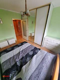 Na sprzedaż przestronne 2-pokojowe mieszkanie z dużym balkonem...