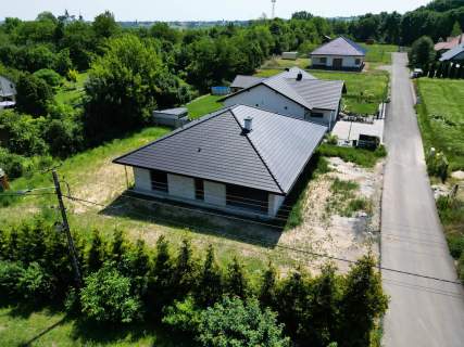 Dom parterowy stan surowy-130m2 1121m2 Szewna