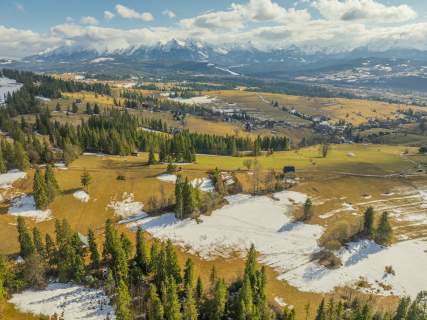 DZIAŁKA Z WIDOKIEM NA TATRY 2670 m 