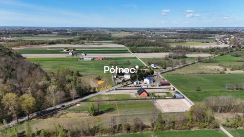 Działka ze stawem 2412 m Aleksandrów