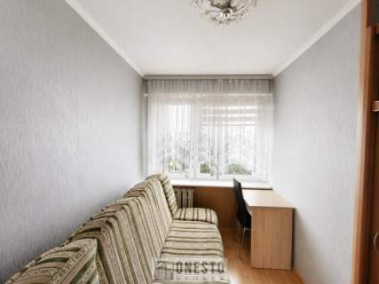 Mieszkanie 48m2 z 3 osobnymi pokojami balkon Bez piecyka gazowego...