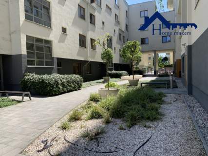 Dwu pokojowy apartament przy Polach Mokotowskich