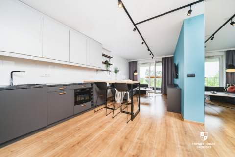 2pok M z balkon, zieleń ul. Poznańska, Krowodrza