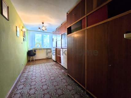 2 pokoje na II piętrze z balkonem