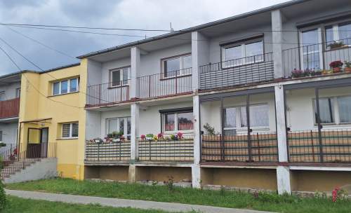 Kawalerka z dużym balkonem i pom. gospodarczym - Wągrowiec