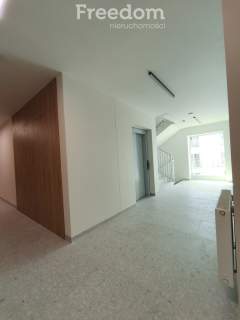 Nowoczesny apartament w pobliżu jeziora