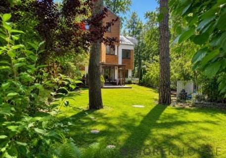 4-pokojowe mieszkanie w Wesołej