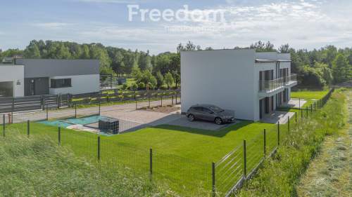 Kameralne mieszkanie z ogródkiem i tarasem