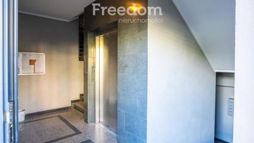 4 pokoje Balkon Garaż Blisko centrum