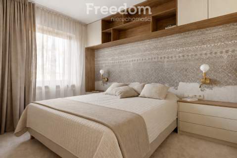 Apartament 82m2 w Kameralnej Willi Piastowskiej