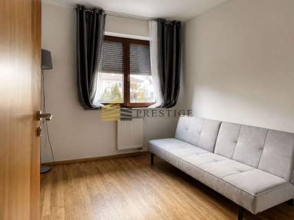 Dwupoziomowy apartament z ogródkiem Wilanów Garaż